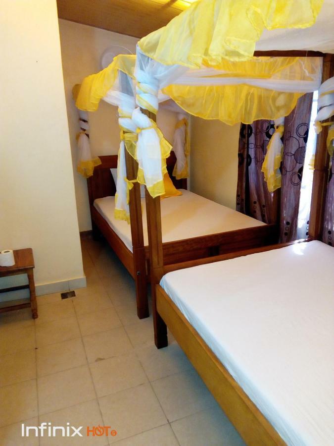 Mali Guest House Kisauni Luaran gambar