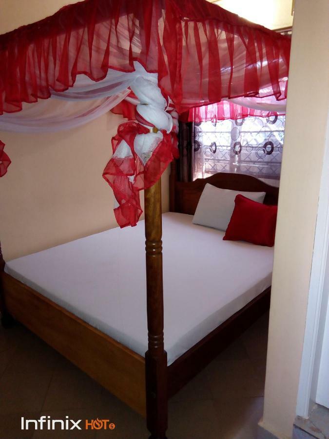 Mali Guest House Kisauni Luaran gambar